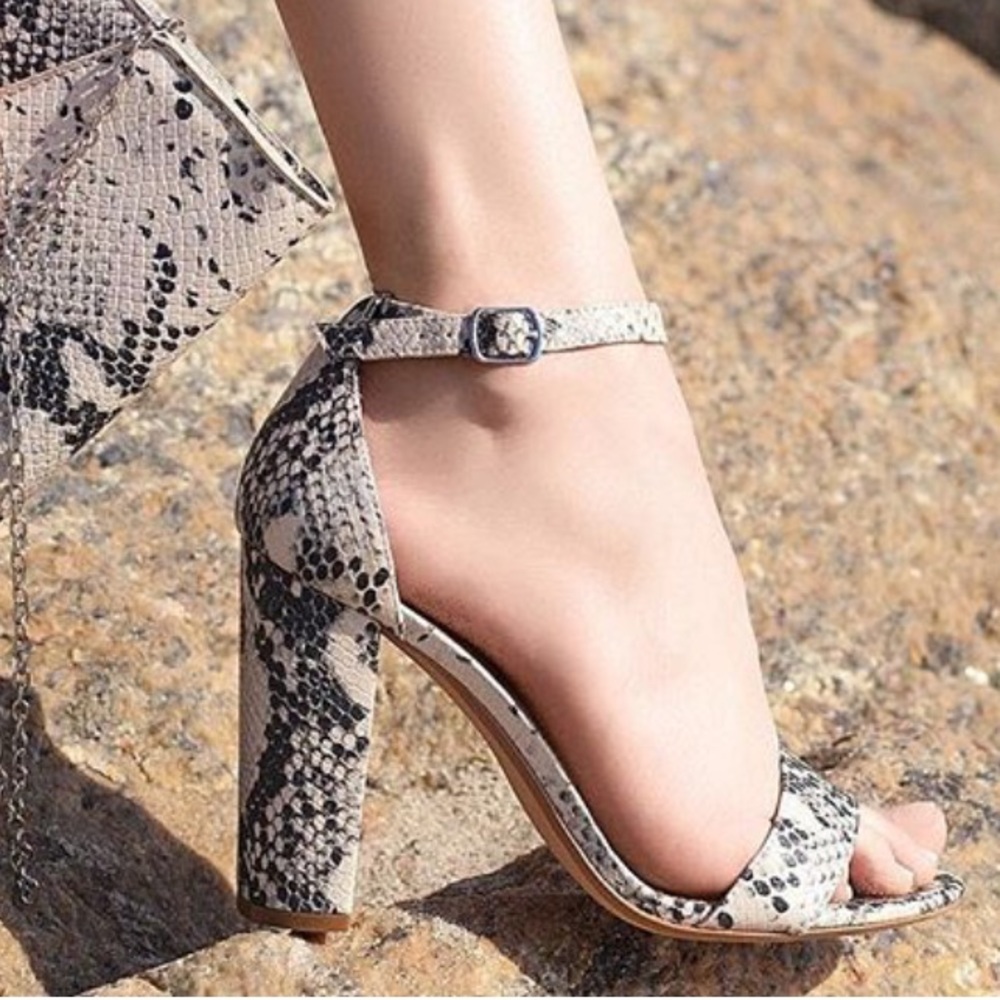 STEVE MADDEN Printed Ankle Strap Dress Sandals